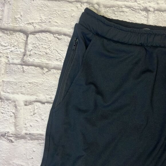 Eddie Bauer men’s lounge black short - Picture 5 of 6